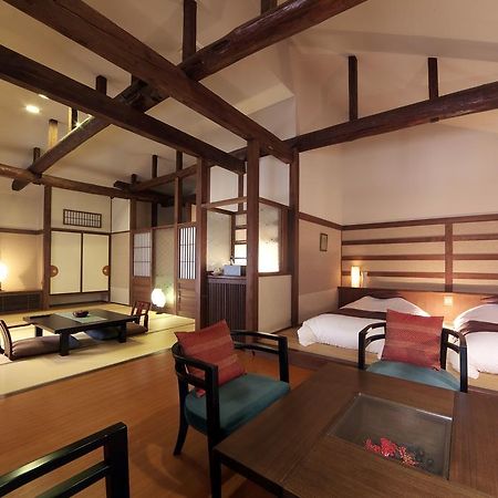 Hotel Naraya Kusatsu  Esterno foto