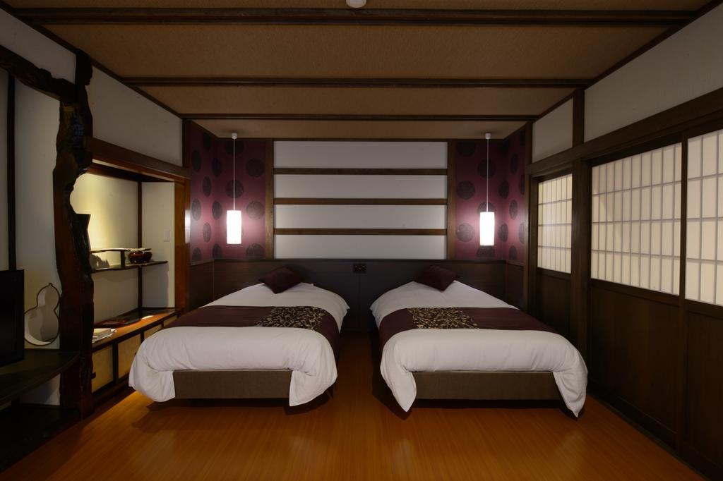 Hotel Naraya Kusatsu  Esterno foto