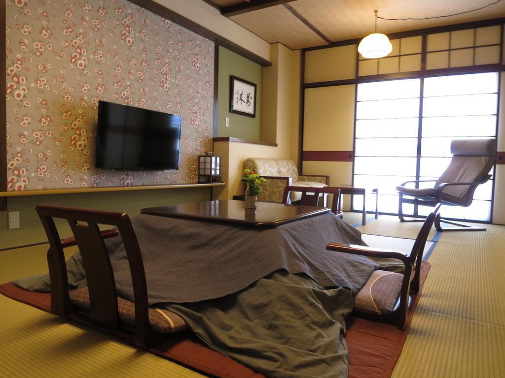 Hotel Naraya Kusatsu  Esterno foto