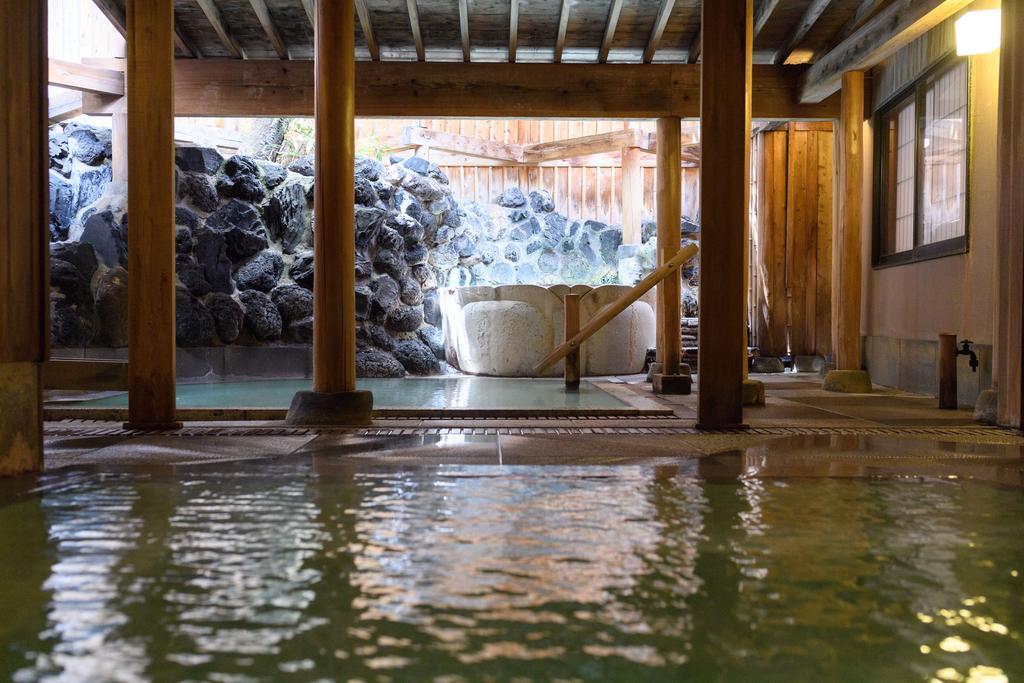Hotel Naraya Kusatsu  Esterno foto
