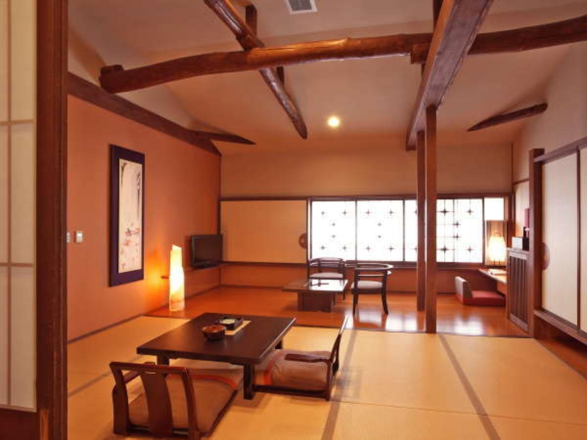 Hotel Naraya Kusatsu  Esterno foto